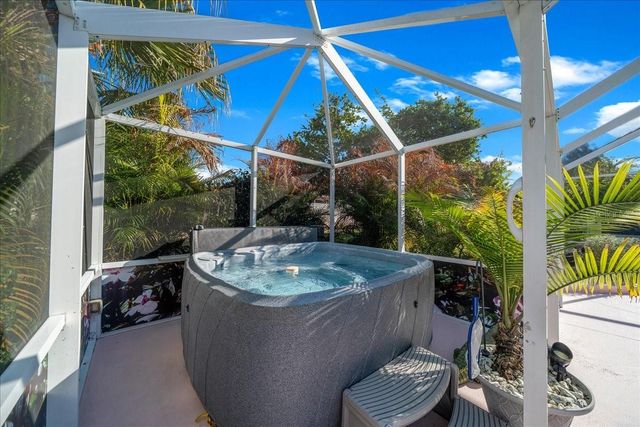 922 SOLEDAD WAY, The Villages, FL 32159