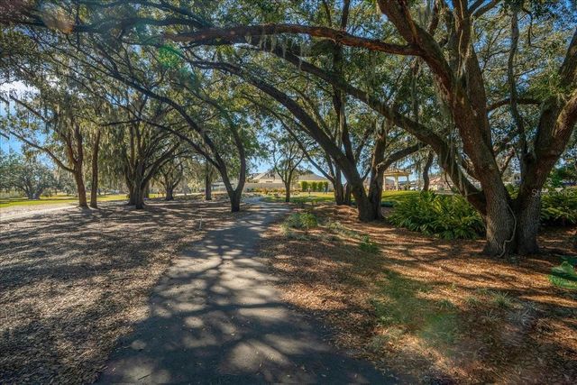 922 SOLEDAD WAY, The Villages, FL 32159