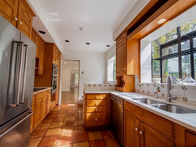 2929 Indianwood Road, Wilmette, IL 60091