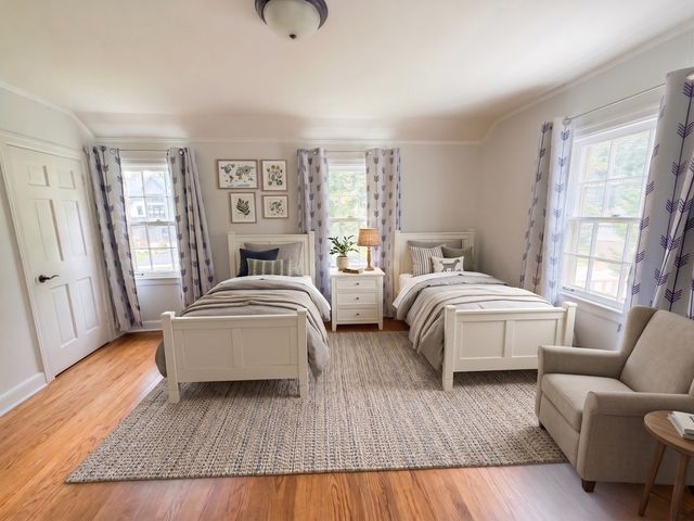 2929 Indianwood Road, Wilmette, IL 60091