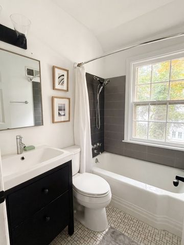 2929 Indianwood Road, Wilmette, IL 60091