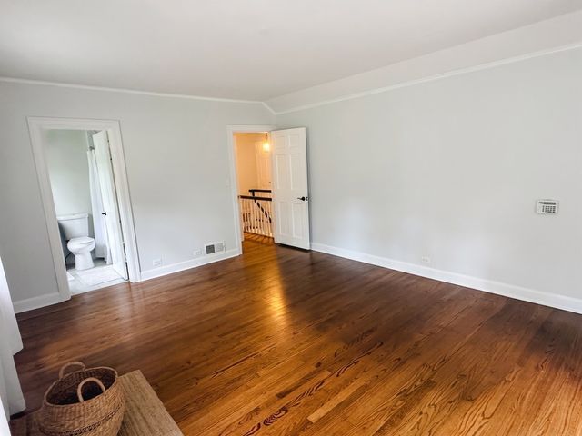2929 Indianwood Road, Wilmette, IL 60091