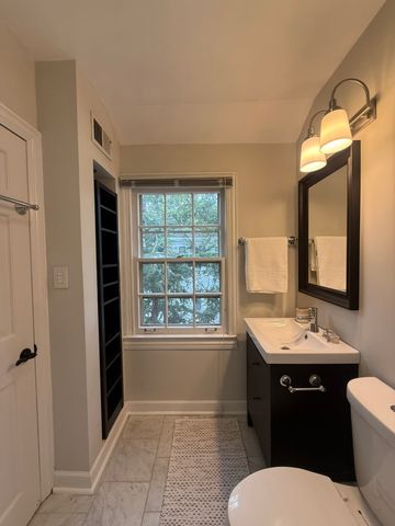 2929 Indianwood Road, Wilmette, IL 60091