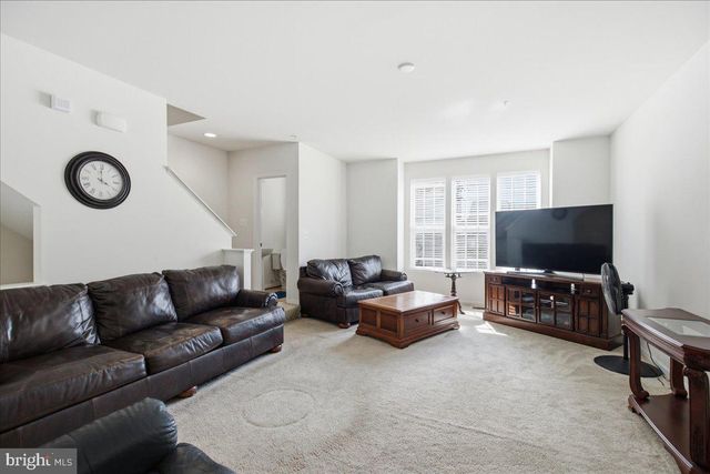23192 MOUNTAIN LAUREL LN, California, MD 20619