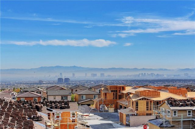 28 Lomita Heights Drive, Las Vegas, NV 89138