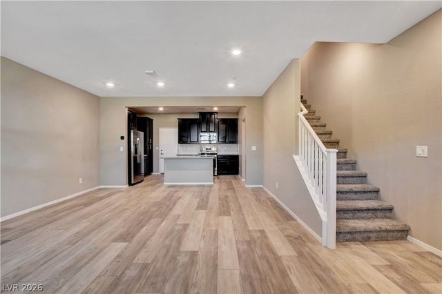 28 Lomita Heights Drive, Las Vegas, NV 89138