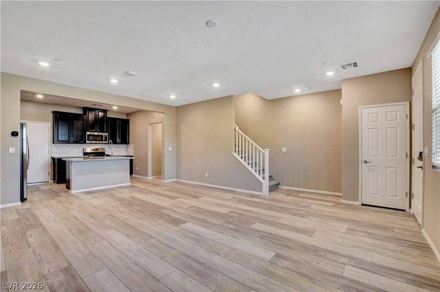 28 Lomita Heights Drive, Las Vegas, NV 89138