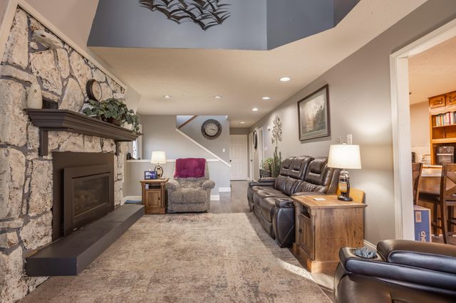 27111 White Tail Road, Shell Knob, MO 65747