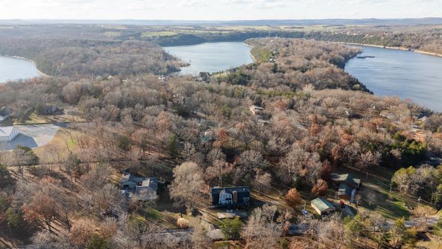 27111 White Tail Road, Shell Knob, MO 65747