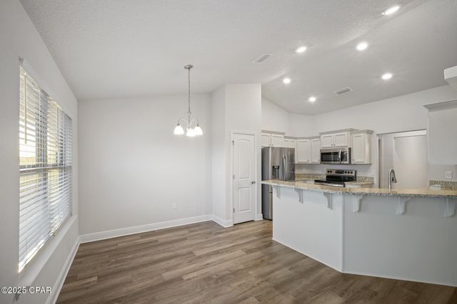 2011 Broad Street, Crestview, FL 32536