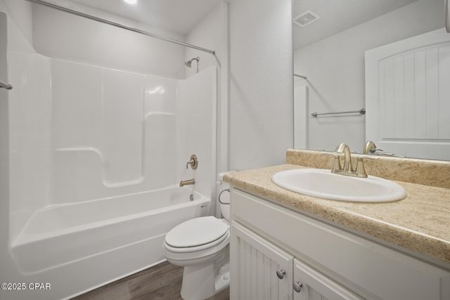 2011 Broad Street, Crestview, FL 32536