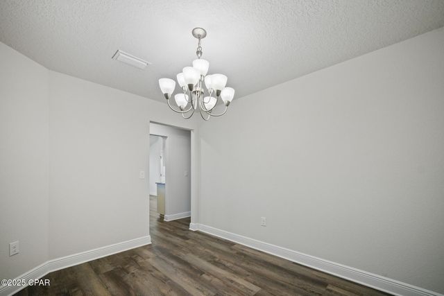 2011 Broad Street, Crestview, FL 32536