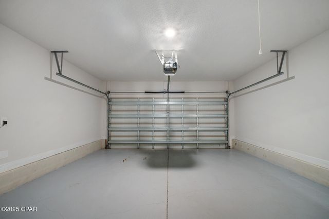 2011 Broad Street, Crestview, FL 32536