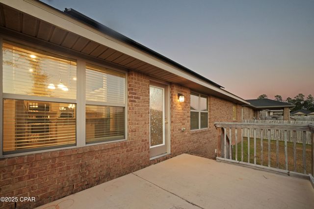 2011 Broad Street, Crestview, FL 32536