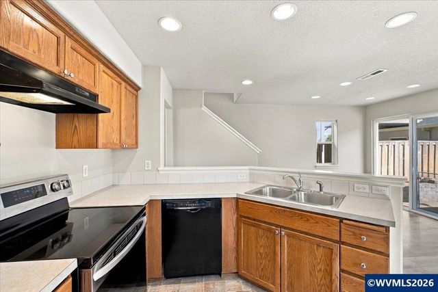 3391 SE Midvale Dr, Corvallis, OR 97333
