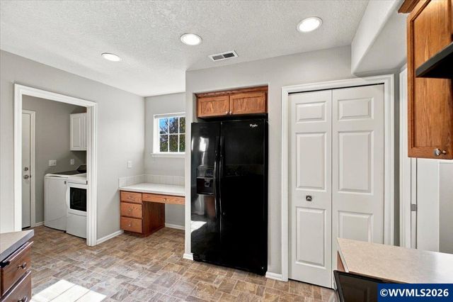 3391 SE Midvale Dr, Corvallis, OR 97333