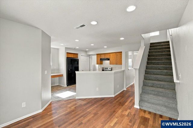 3391 SE Midvale Dr, Corvallis, OR 97333