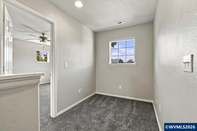 3391 SE Midvale Dr, Corvallis, OR 97333