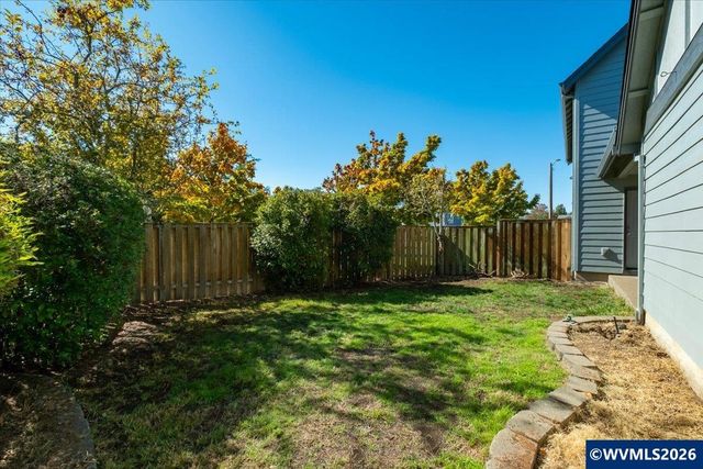 3391 SE Midvale Dr, Corvallis, OR 97333