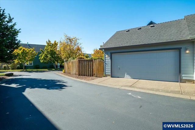 3391 SE Midvale Dr, Corvallis, OR 97333