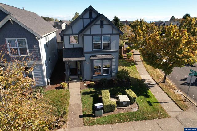 3391 SE Midvale Dr, Corvallis, OR 97333
