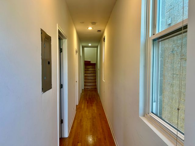 3033 N Racine Avenue 3, Chicago, IL 60657
