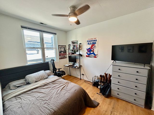 3033 N Racine Avenue 3, Chicago, IL 60657