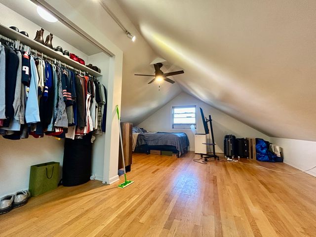 3033 N Racine Avenue 3, Chicago, IL 60657