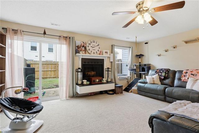 1607 Aldrich LN, Virginia Beach, VA 23454