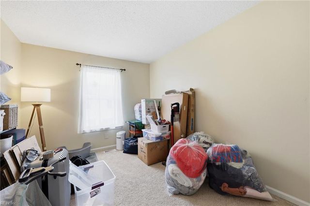1607 Aldrich LN, Virginia Beach, VA 23454