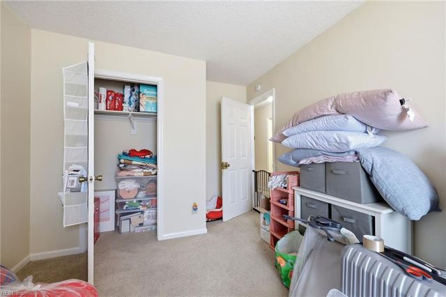 1607 Aldrich LN, Virginia Beach, VA 23454