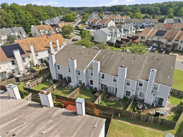 1607 Aldrich LN, Virginia Beach, VA 23454