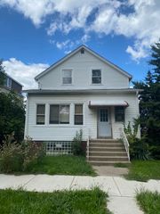 5222 W Winnemac Avenue, Chicago, IL 60630