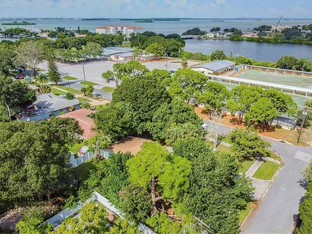 1057 CALUMET STREET, Clearwater, FL 33755