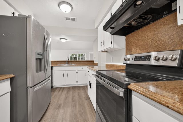 11202 Bandlon Drive, Houston, TX 77072