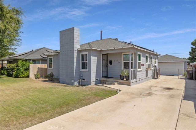 321 Circle Drive, Bakersfield, CA 93308
