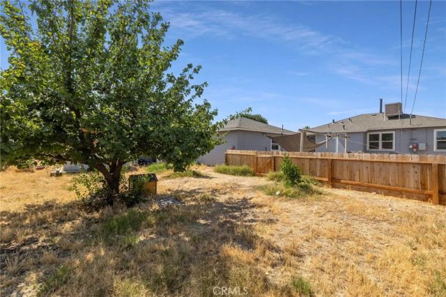 321 Circle Drive, Bakersfield, CA 93308