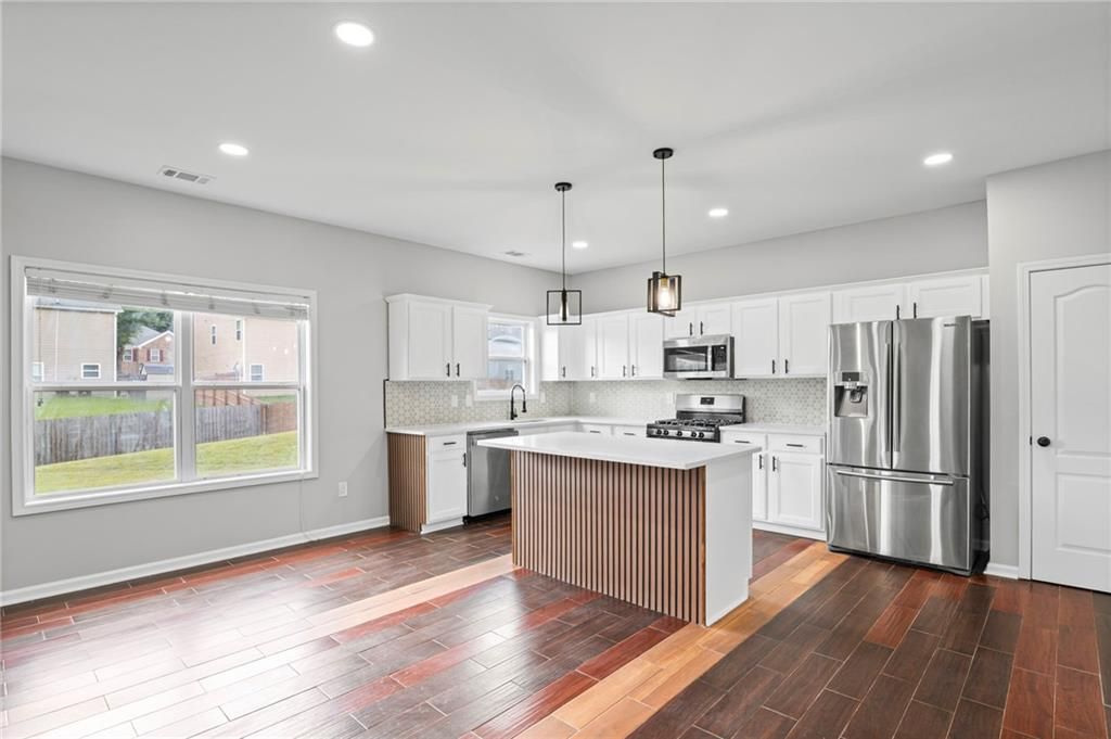 6974 Chilkat SW Court, Atlanta, GA 30331