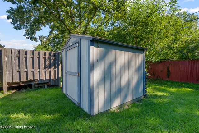 3715 Rosemont Blvd, Louisville, KY 40218