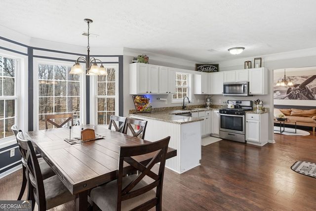 303 Crestworth Crossing, Powder Springs, GA 30127