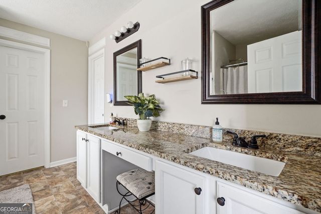 303 Crestworth Crossing, Powder Springs, GA 30127