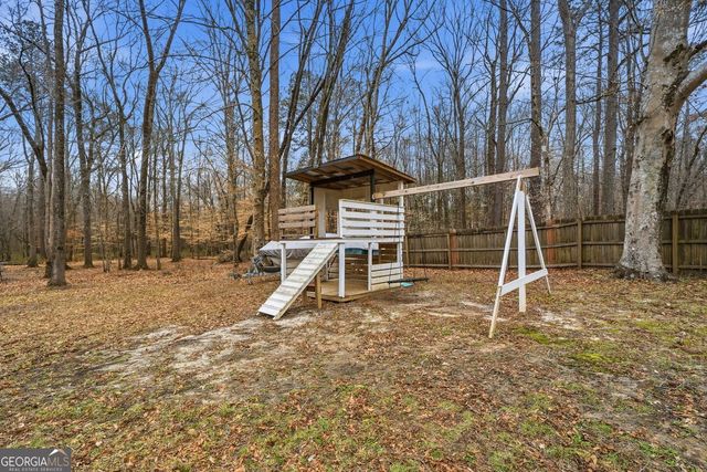 303 Crestworth Crossing, Powder Springs, GA 30127