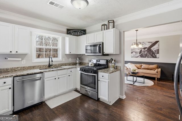 303 Crestworth Crossing, Powder Springs, GA 30127