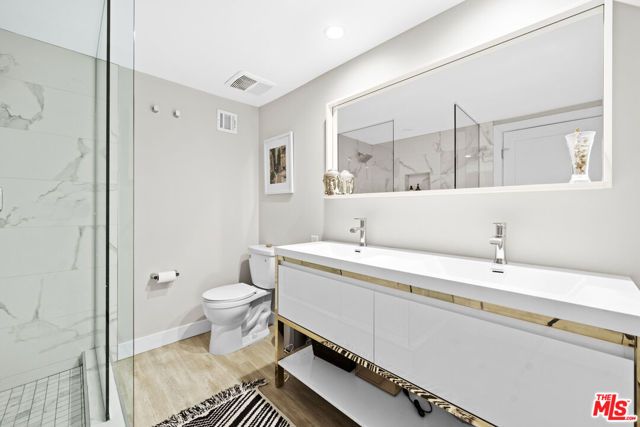 7520 Earldom Avenue, Playa Del Rey (los Angeles), CA 90293