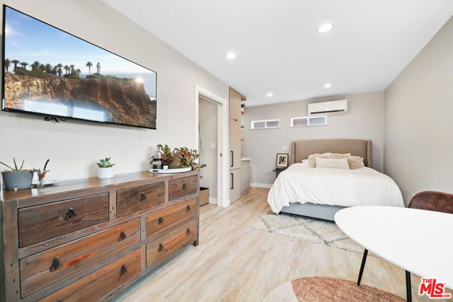 7520 Earldom Avenue, Playa Del Rey (los Angeles), CA 90293