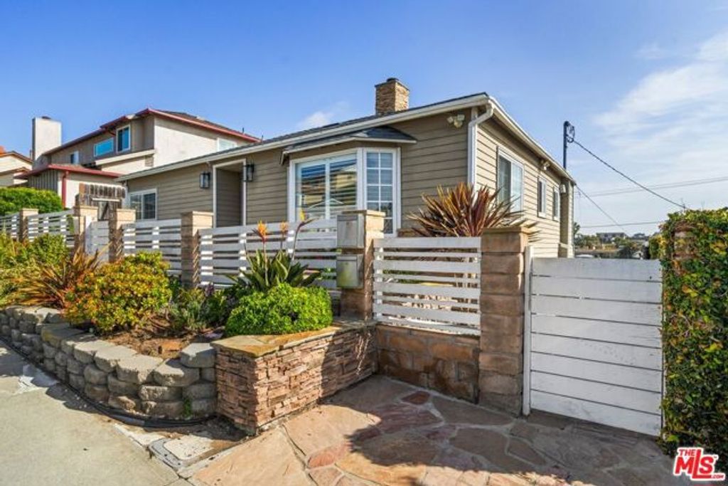 7520 Earldom Avenue, Playa Del Rey (los Angeles), CA 90293