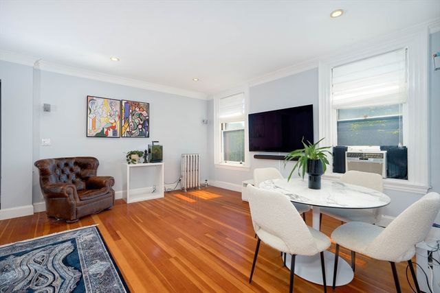 1064 Beacon St 12A, Brookline, MA 02446