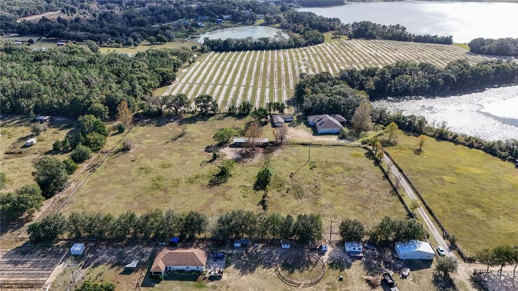 Image 8 of property listing at KENNY TRAIL, Eustis, FL 32736
