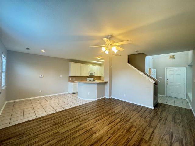 5711 Vinemont Lane, Houston, TX 77084