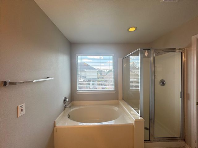 5711 Vinemont Lane, Houston, TX 77084